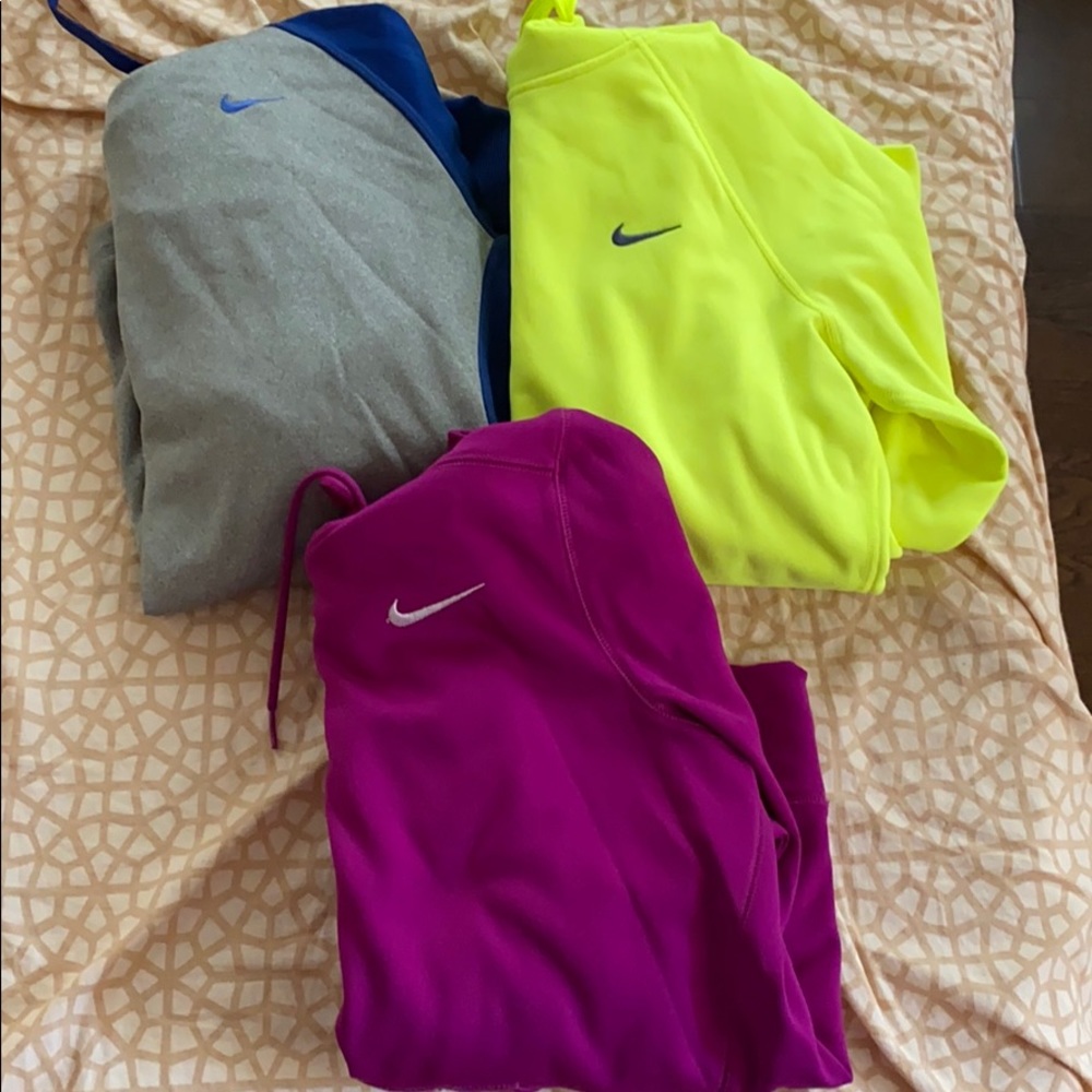 Womens NIKE hoodies